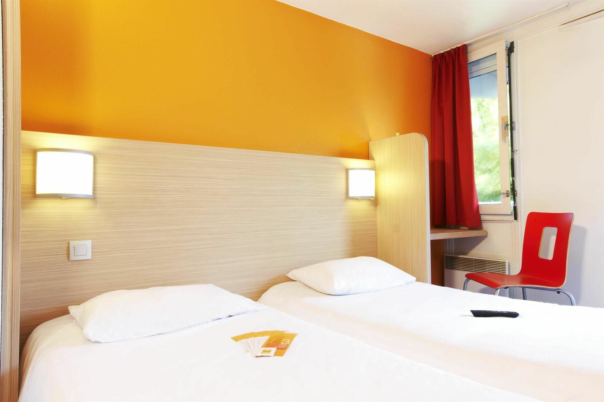 พรีเมียร์ คลาส ตูลุส นอร์ เซสแควร์ Hotel ตูลูส ภายนอก รูปภาพ
